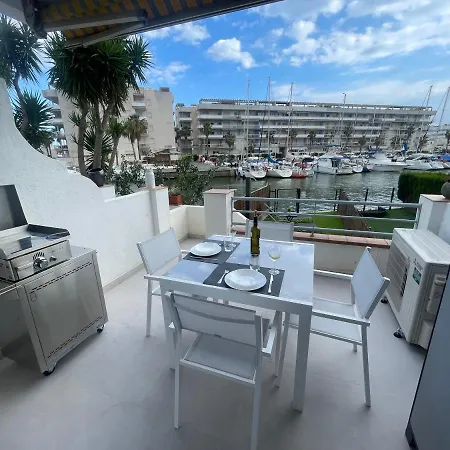 Apartment Puerto Madeira